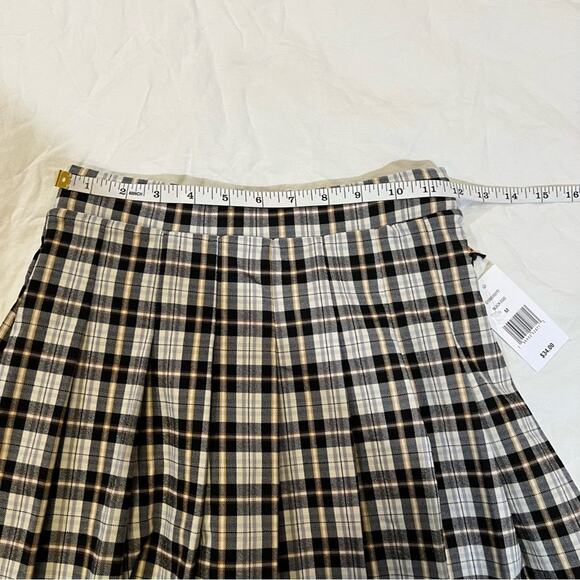 Originality NWT Pleated Plaid Skirt size M Black - Picture 7 of 9